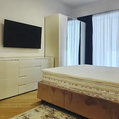 Lazuly 2 Bdr Luxury Apartamento Varna